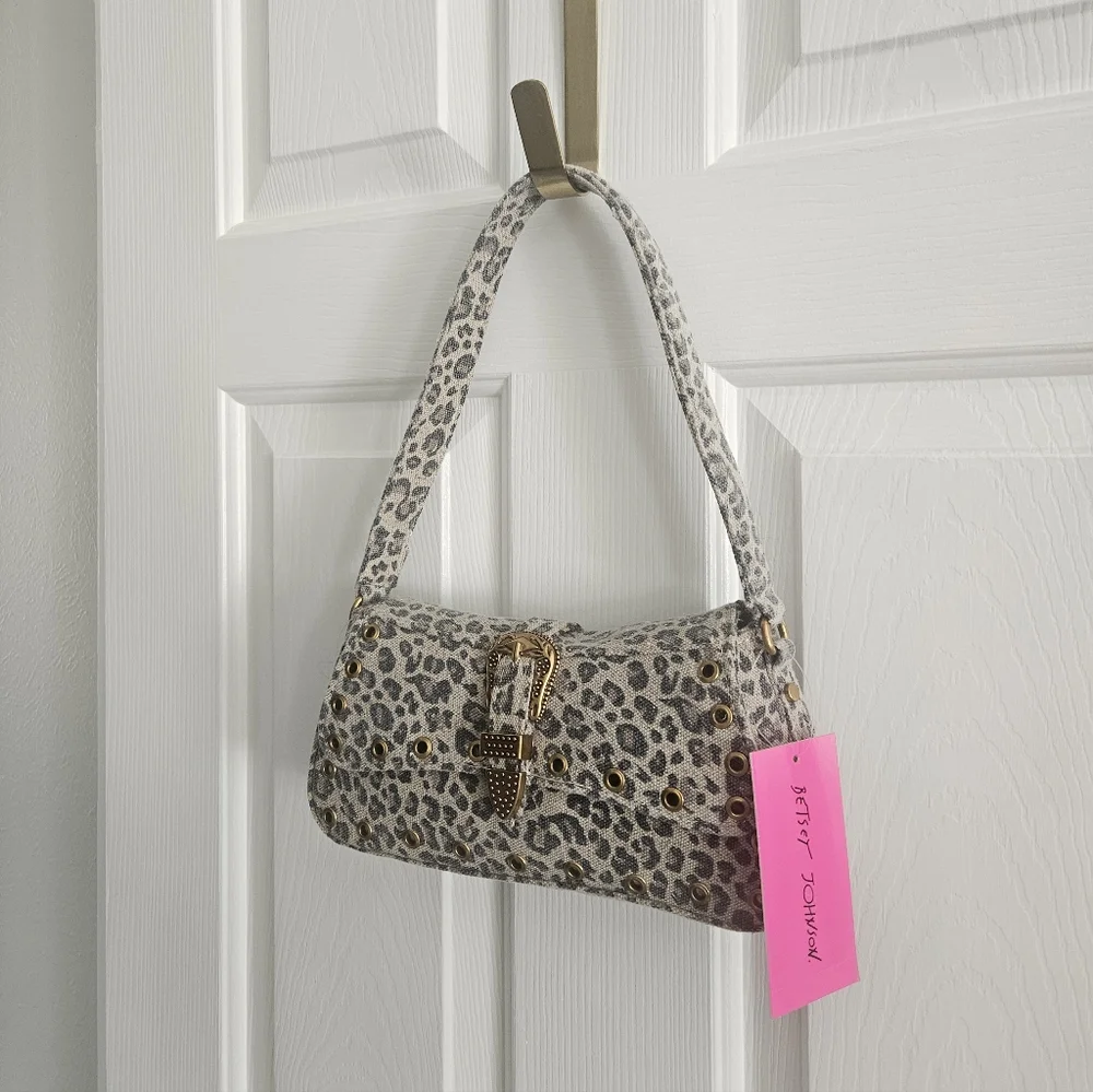NWT Betsey Johnson XO- Isla Leopard Print Shoulder Bag - Picture 4 of 9